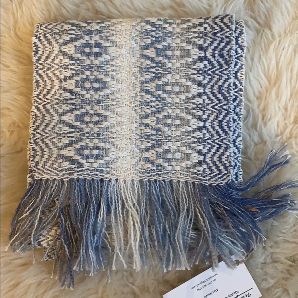 Alex Norris | Hand woven scarf